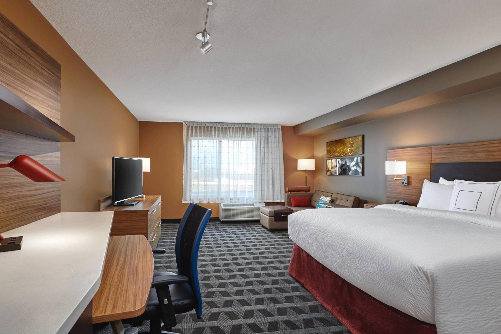 ทาวน์เพลซ สวีท บาย แมริออท ฟอร์ตแมคเมอเรย์ Hotel ฟอร์ตมิคมาร์รีย์ ภายนอก รูปภาพ