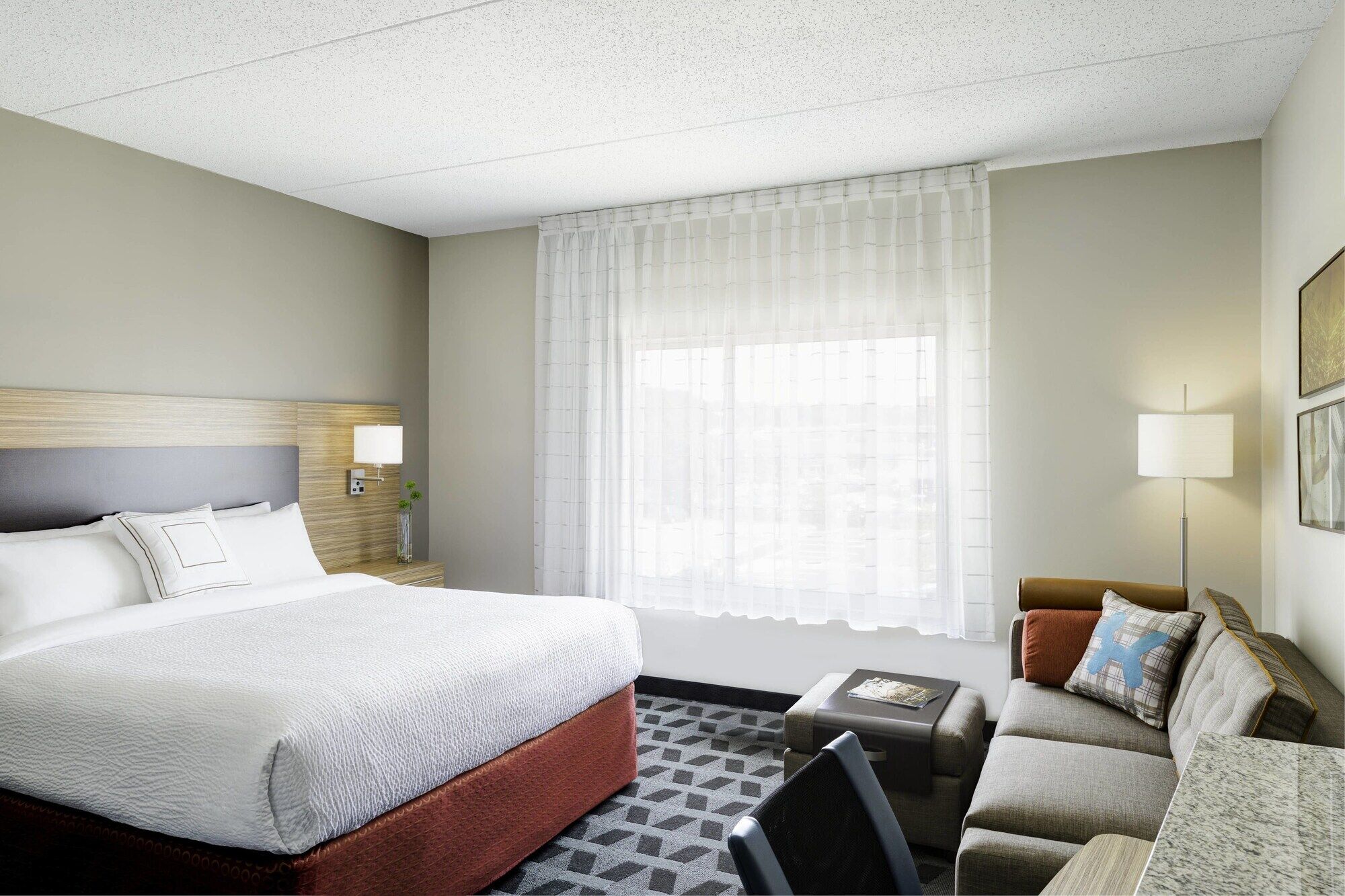 ทาวน์เพลซ สวีท บาย แมริออท ฟอร์ตแมคเมอเรย์ Hotel ฟอร์ตมิคมาร์รีย์ ภายนอก รูปภาพ